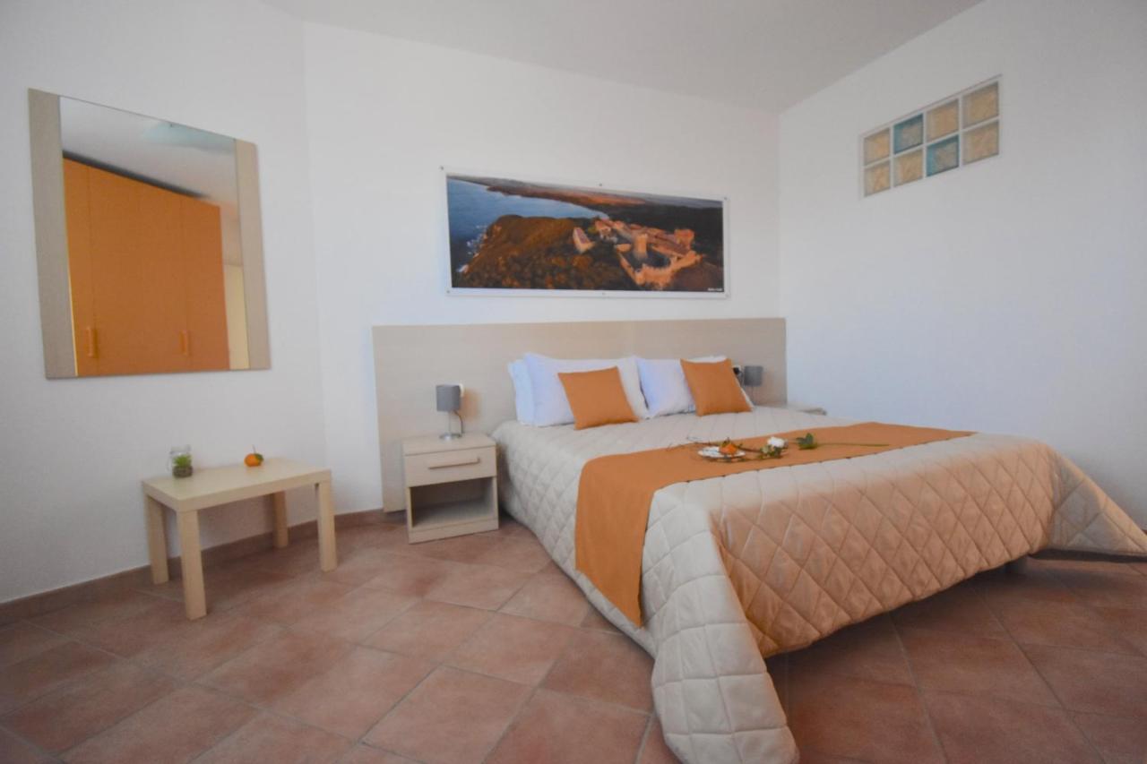 Residence Il Cardellino San Vincenzo Bagian luar foto