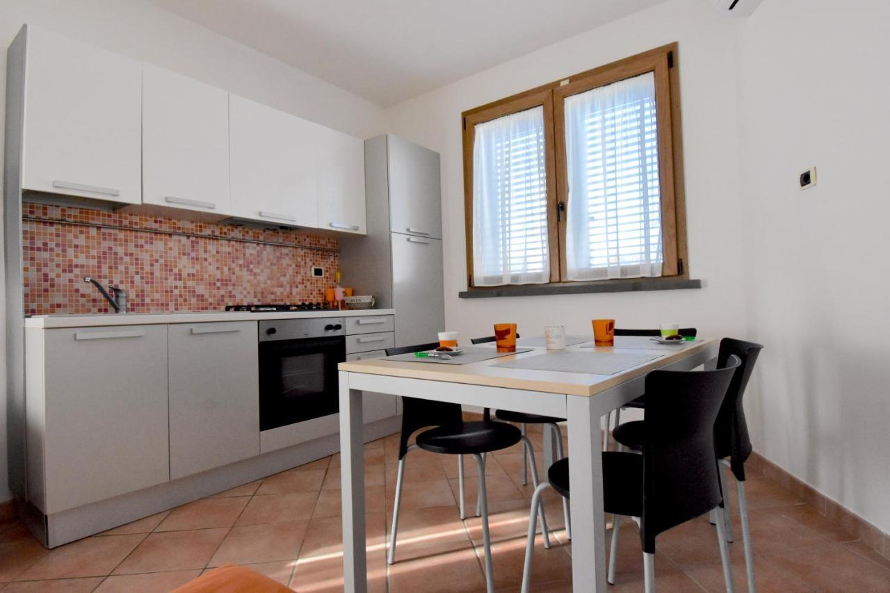 Residence Il Cardellino San Vincenzo Bagian luar foto