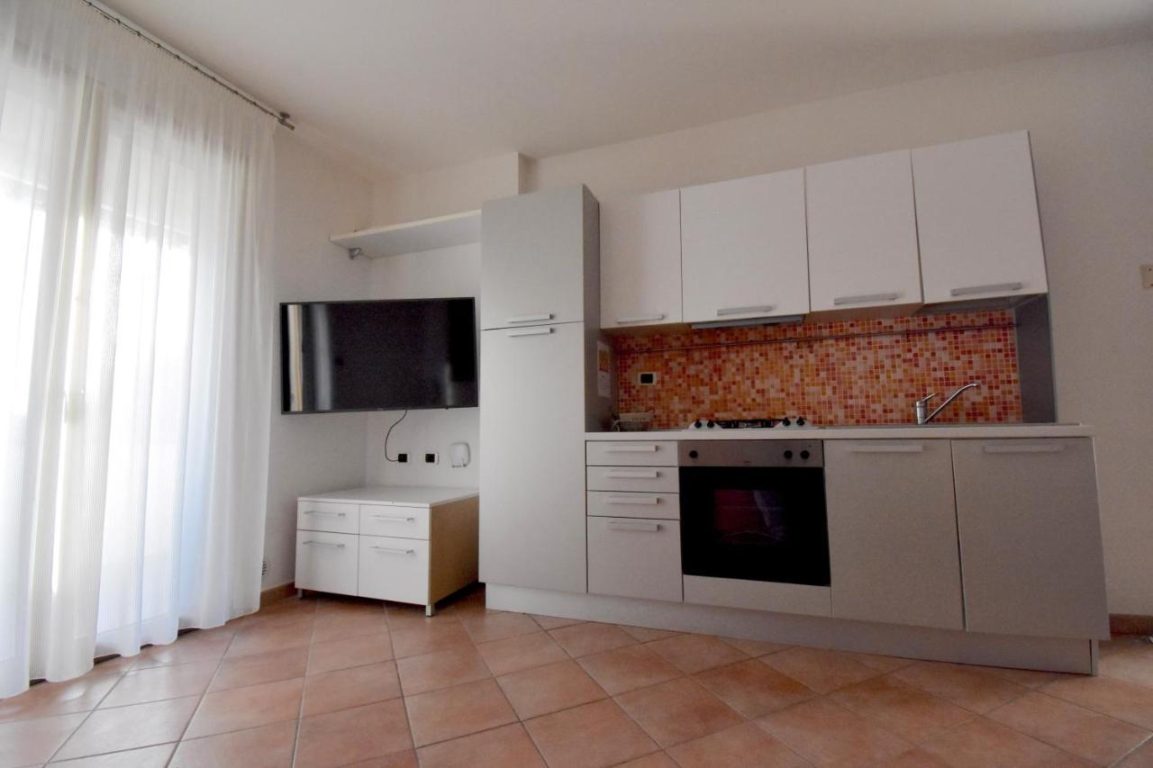 Residence Il Cardellino San Vincenzo Bagian luar foto