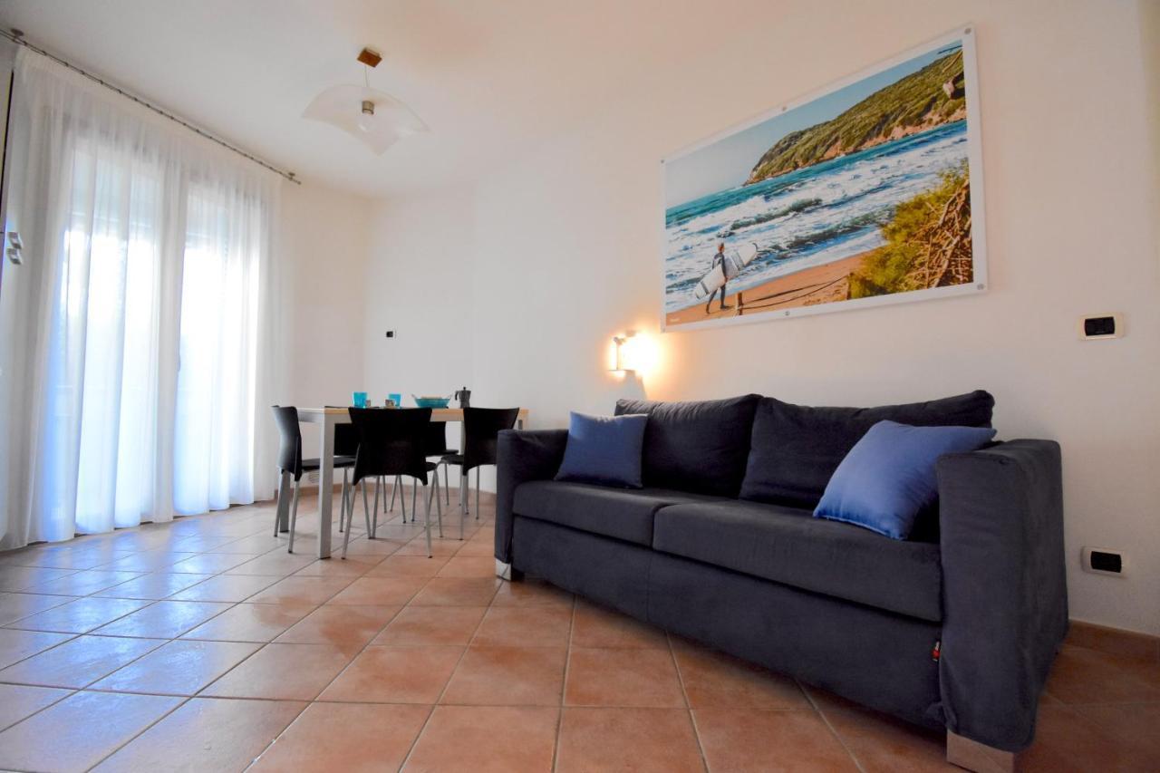 Residence Il Cardellino San Vincenzo Bagian luar foto