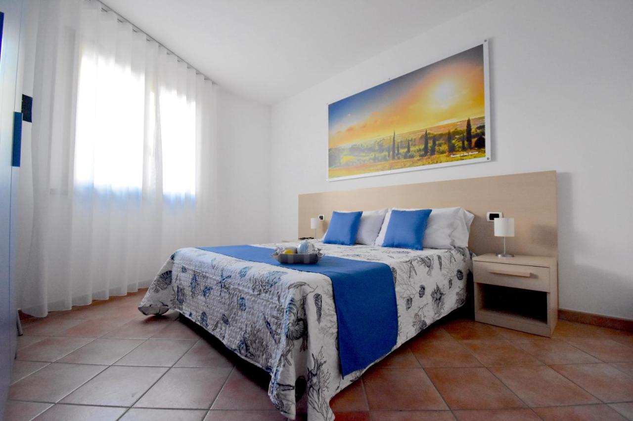 Residence Il Cardellino San Vincenzo Bagian luar foto