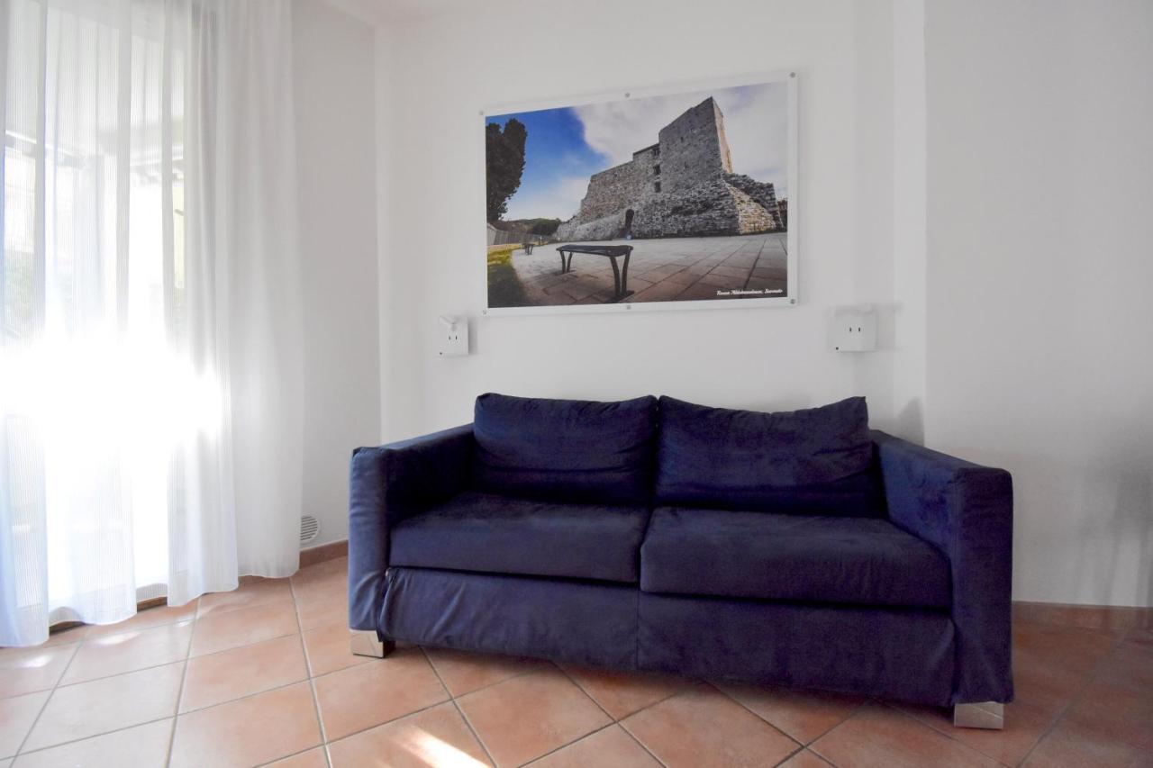 Residence Il Cardellino San Vincenzo Bagian luar foto