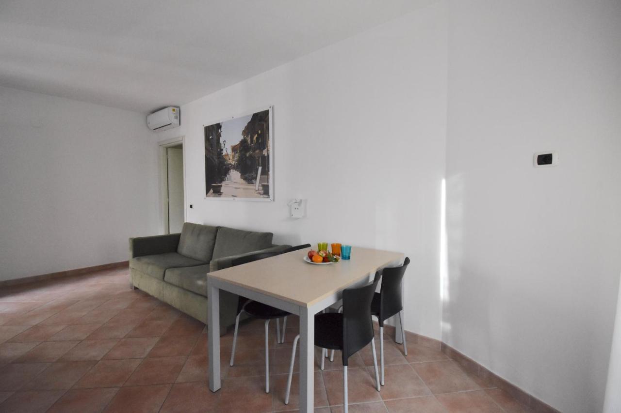 Residence Il Cardellino San Vincenzo Bagian luar foto