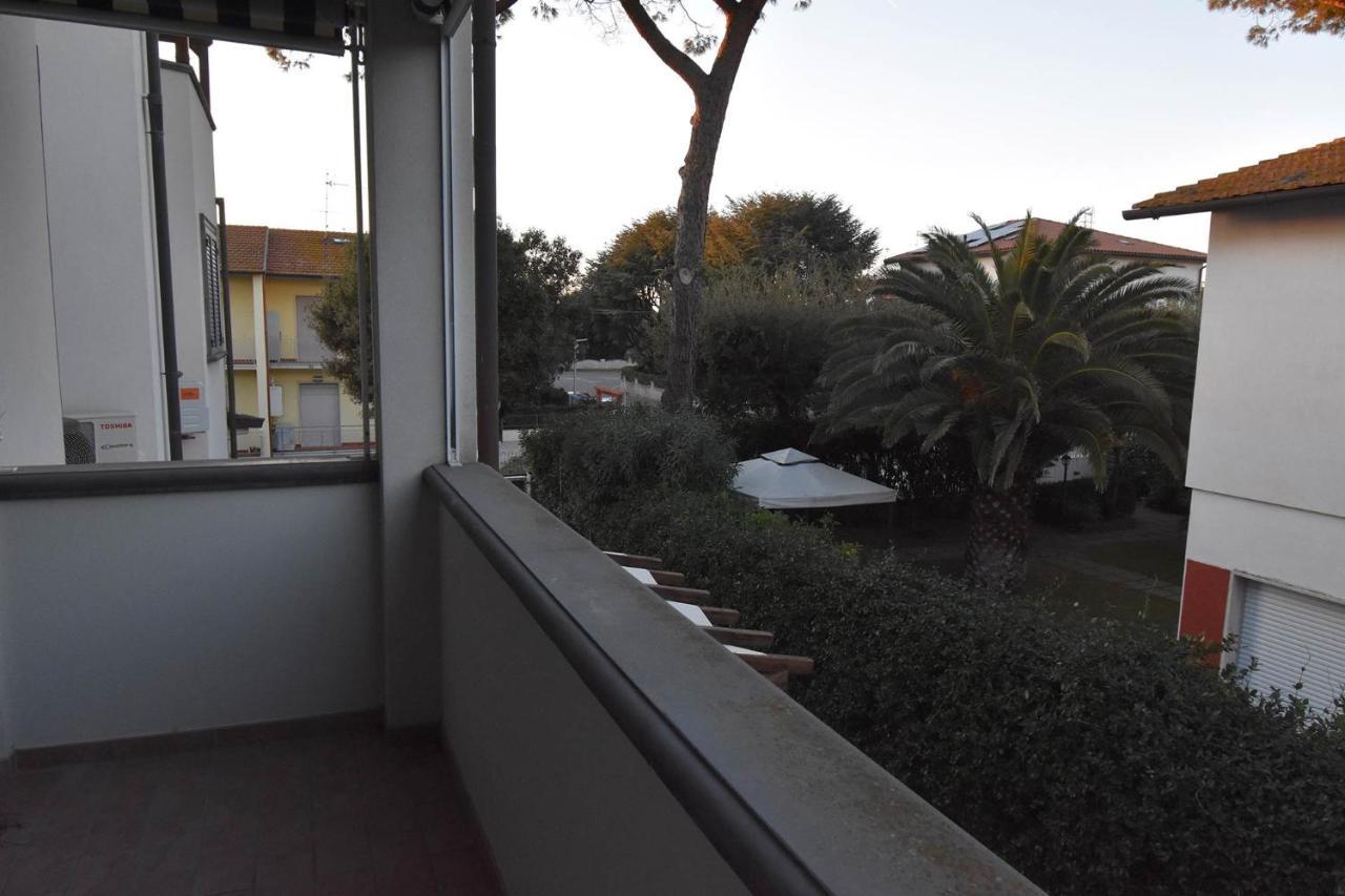 Residence Il Cardellino San Vincenzo Bagian luar foto